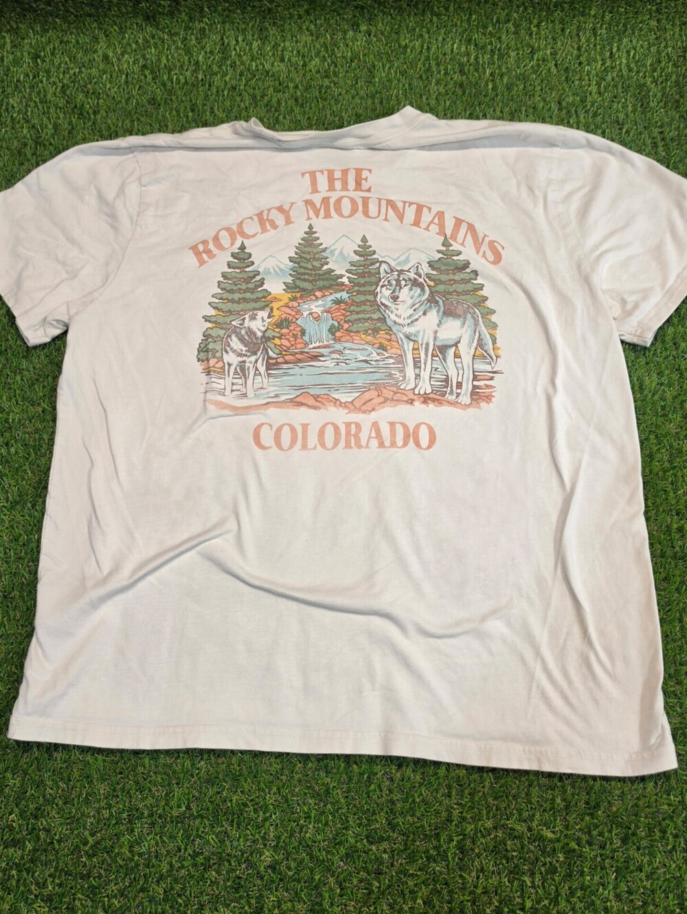 Hollister Men's White Rocky Mountains Colorado Graphic T‑Sh